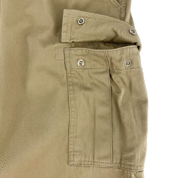 LEVI'S STRAUSS CO. Two Horse Brand Carrier Cargo 9.5 In. Shorts - Picture 3 of 15
